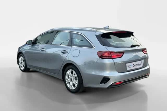 Kia Ceed Sportswagon (2024) thumbnail 5