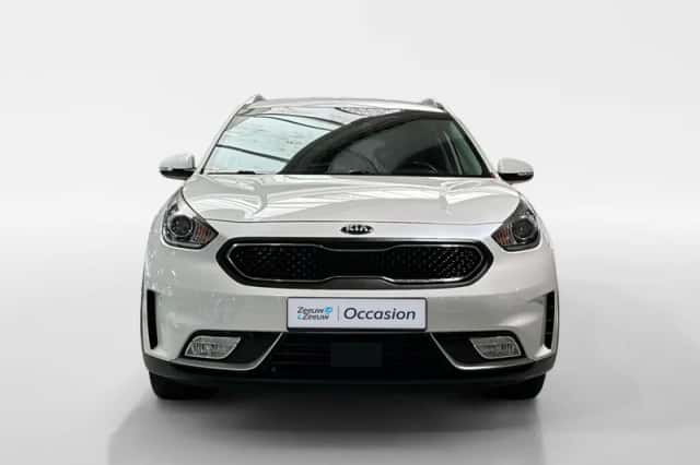 Kia Niro (2017) thumbnail 2