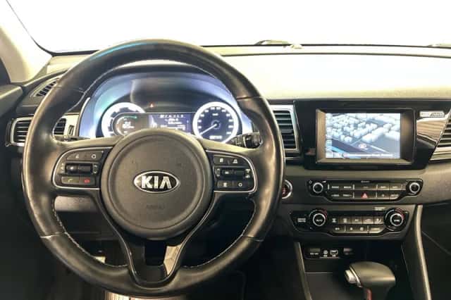 Kia Niro (2017) thumbnail 19