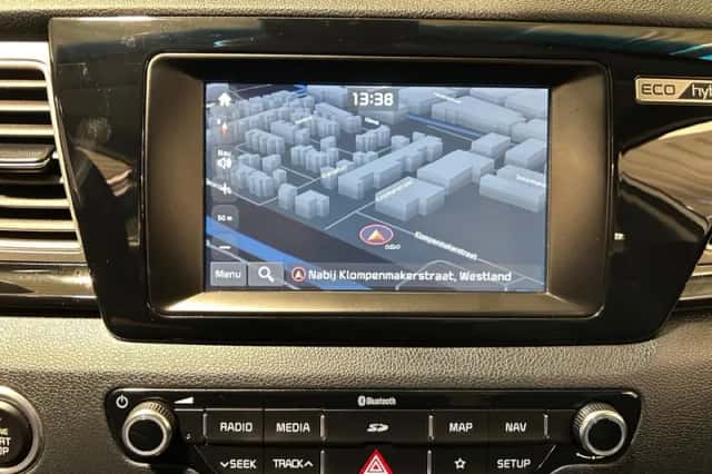 Kia Niro (2017) thumbnail 20