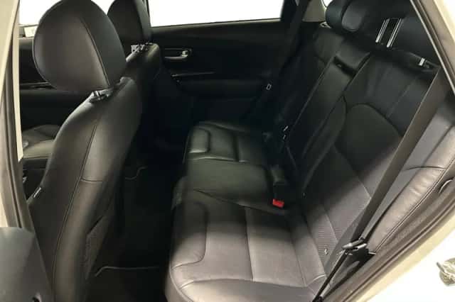 Kia Niro (2017) thumbnail 27