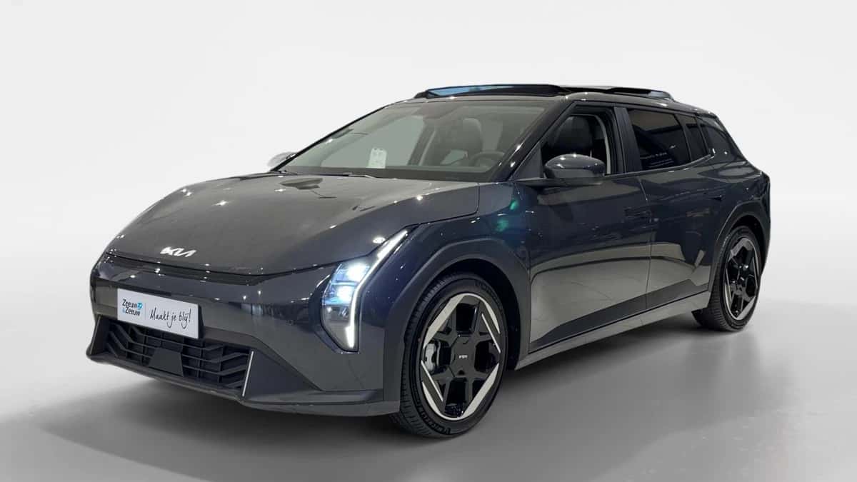 Kia EV4 (2026) — foto 1
