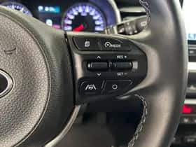 Kia Stonic (2021) thumbnail 15
