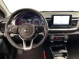 Kia Stonic (2021) thumbnail 16