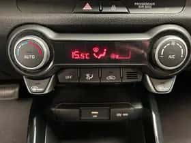Kia Stonic (2021) thumbnail 28