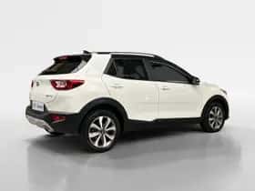 Kia Stonic (2021) thumbnail 5