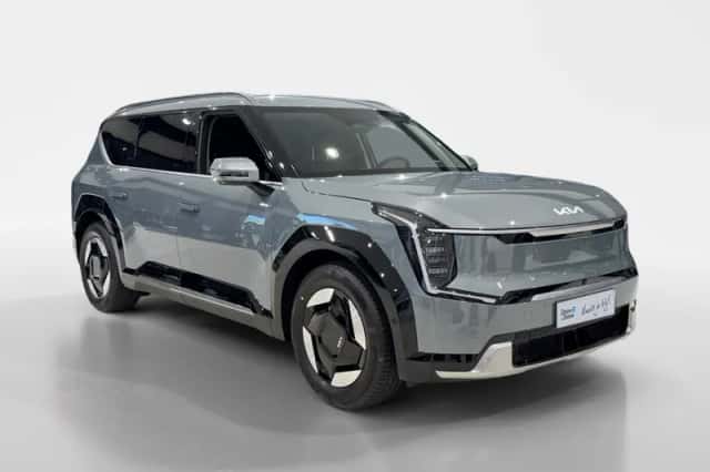 Kia EV9 (2026) thumbnail 3