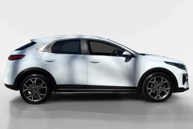 Kia XCeed (2021) thumbnail 5