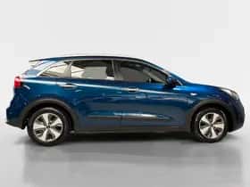 Kia Niro (2018) thumbnail 4