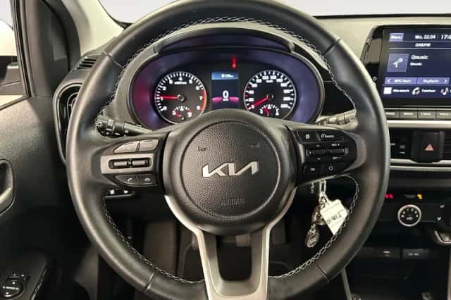 Kia Picanto (2022) thumbnail 14