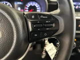Kia Picanto (2022) thumbnail 16