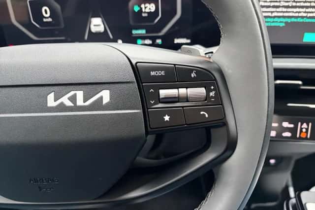 Kia EV6 (2024) thumbnail 12