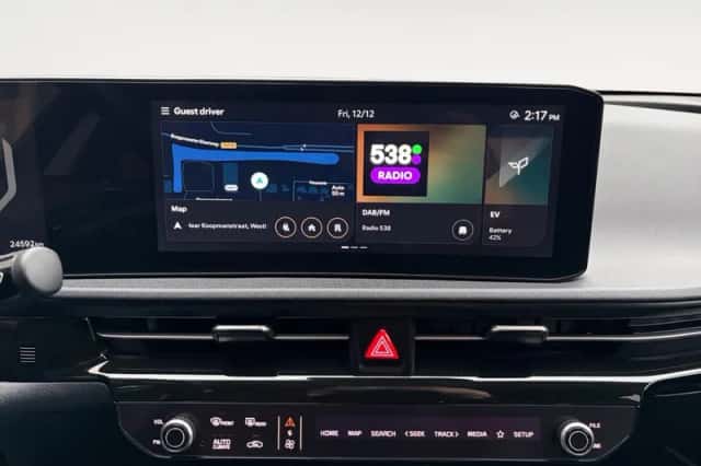 Kia EV6 (2024) thumbnail 17