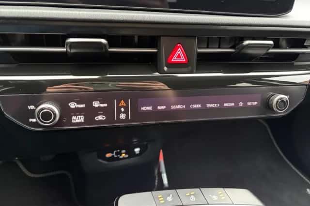 Kia EV6 (2024) thumbnail 19