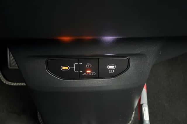 Kia EV6 (2024) thumbnail 21