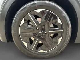 Kia EV6 (2024) thumbnail 9