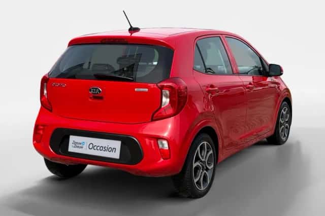 Kia Picanto (2017) thumbnail 5