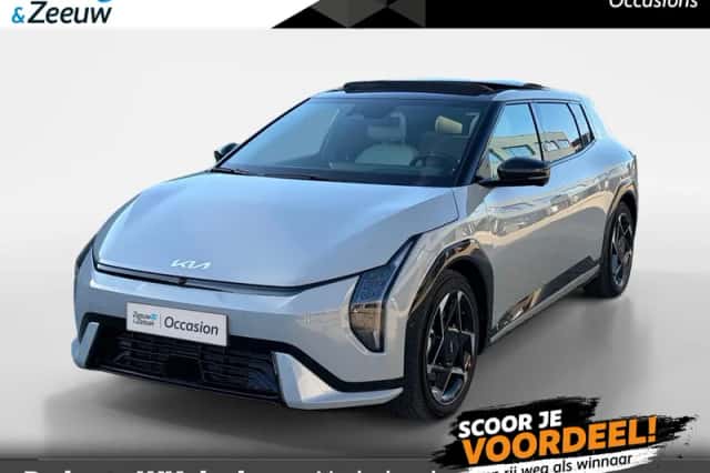 Kia EV4 (2025) thumbnail 1