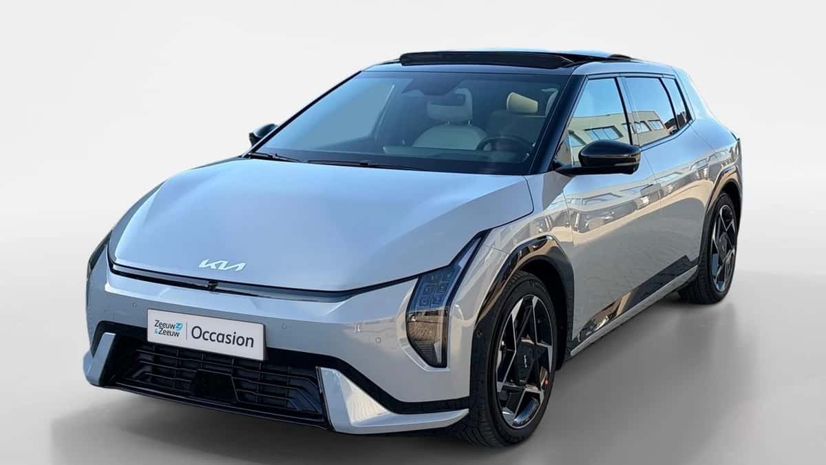 Kia EV4 (2025) — foto 1