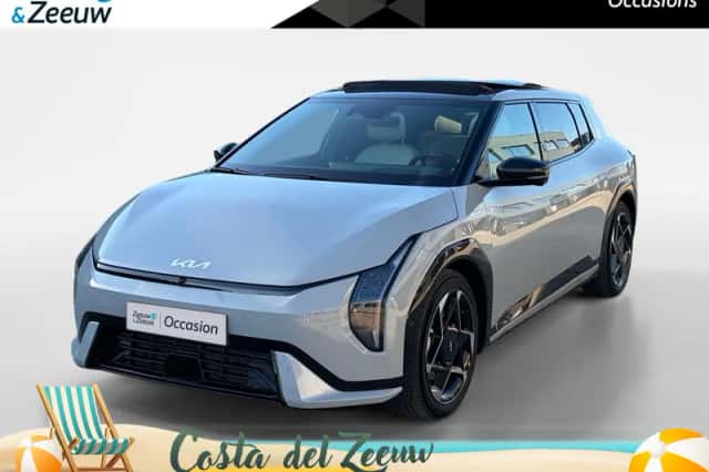 Kia EV4 (2025) thumbnail 1