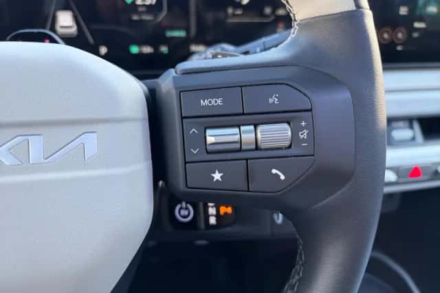 Kia EV4 (2025) thumbnail 13