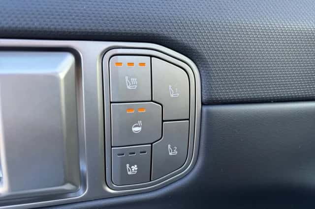Kia EV4 (2025) thumbnail 34