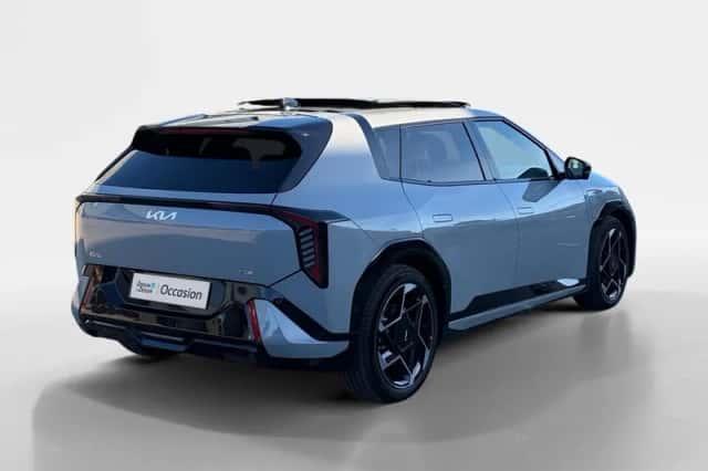 Kia EV4 (2025) thumbnail 5
