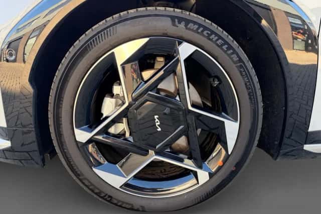 Kia EV4 (2025) thumbnail 8