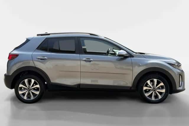 Kia Stonic (2025) thumbnail 5