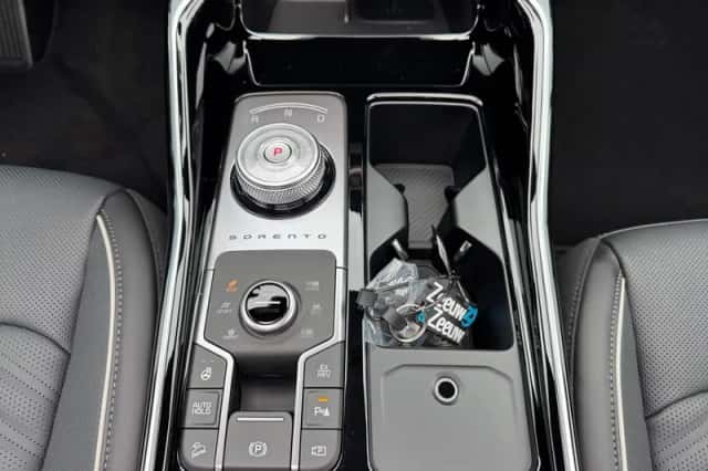 Kia Sorento (2026) thumbnail 25