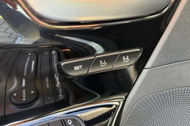 Kia Niro EV (2022) thumbnail 32