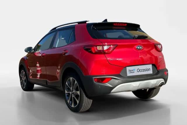 Kia Stonic (2020) thumbnail 2