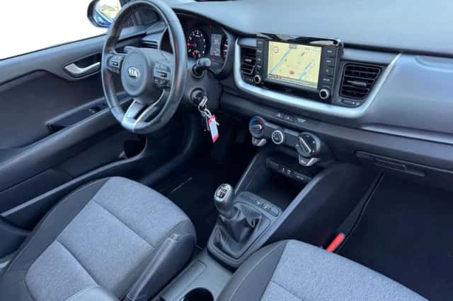 Kia Stonic (2020) thumbnail 12