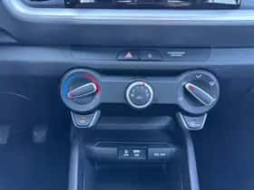 Kia Stonic (2020) thumbnail 18