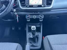 Kia Stonic (2020) thumbnail 19