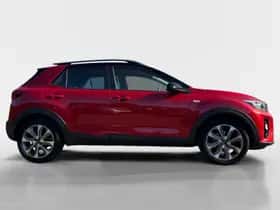 Kia Stonic (2020) thumbnail 5