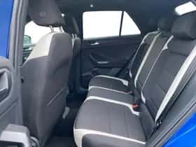 Volkswagen T-Roc (2019) thumbnail 16