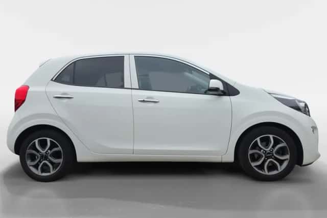 Kia Picanto (2023) thumbnail 5