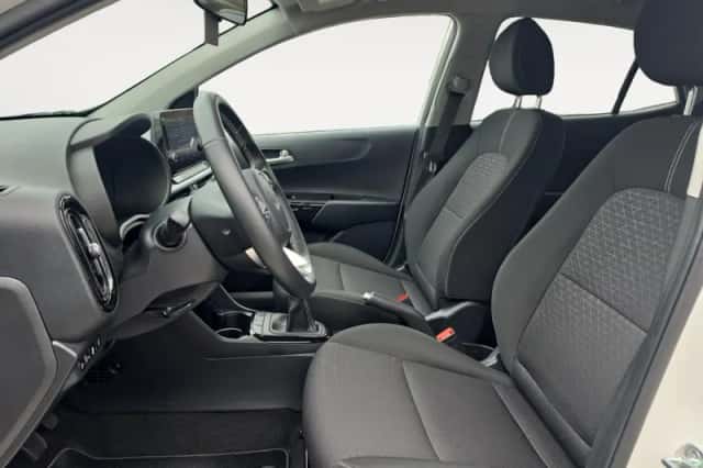 Kia Picanto (2023) thumbnail 8