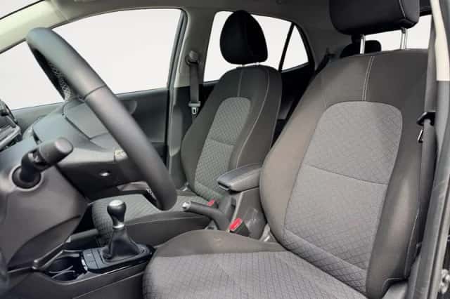 Kia Picanto (2025) thumbnail 8