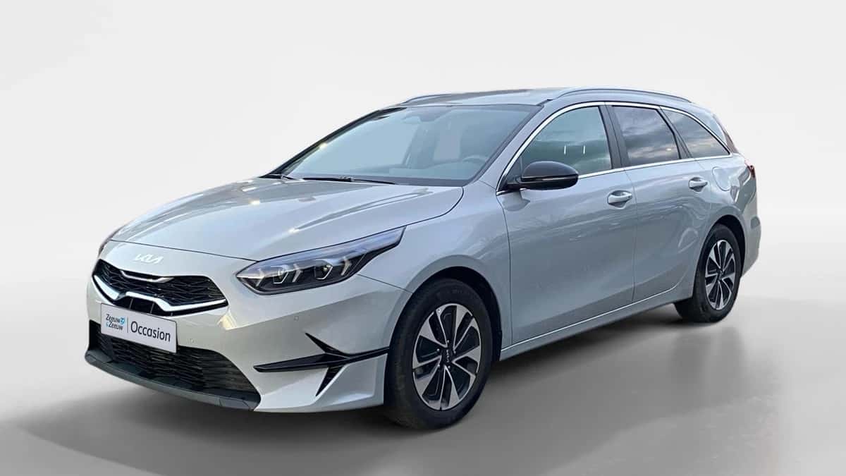 Kia Ceed Sportswagon (2025) — foto 1