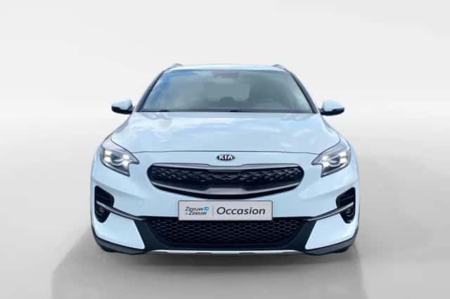 Kia XCeed (2021) thumbnail 2
