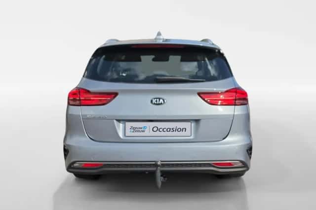 Kia Ceed Sportswagon (2020) thumbnail 3