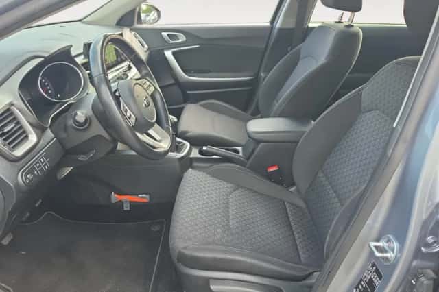 Kia Ceed Sportswagon (2020) thumbnail 8