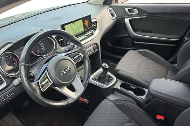 Kia Ceed Sportswagon (2020) thumbnail 10