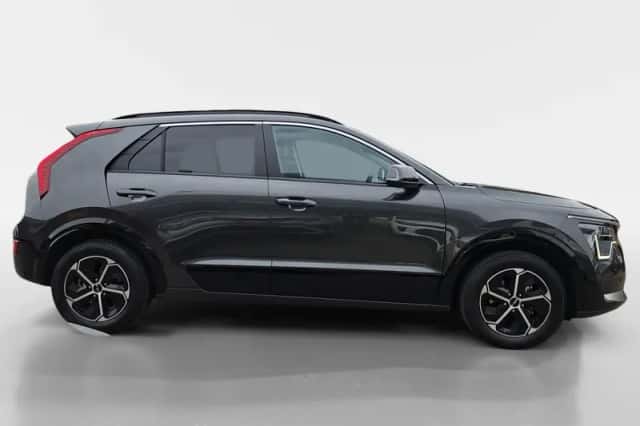 Kia Niro (2025) thumbnail 3