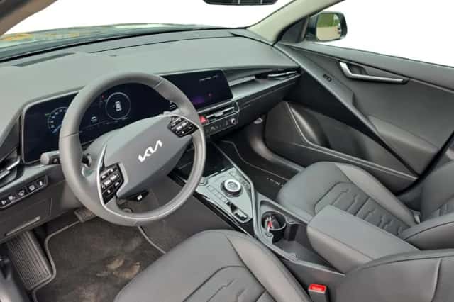 Kia Niro (2025) thumbnail 8
