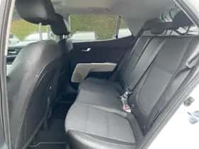 Kia Stonic (2025) thumbnail 24