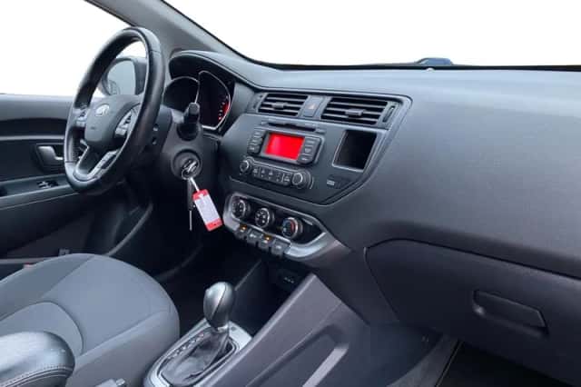 Kia Rio (2014) thumbnail 15