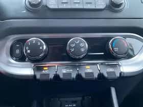Kia Rio (2014) thumbnail 16